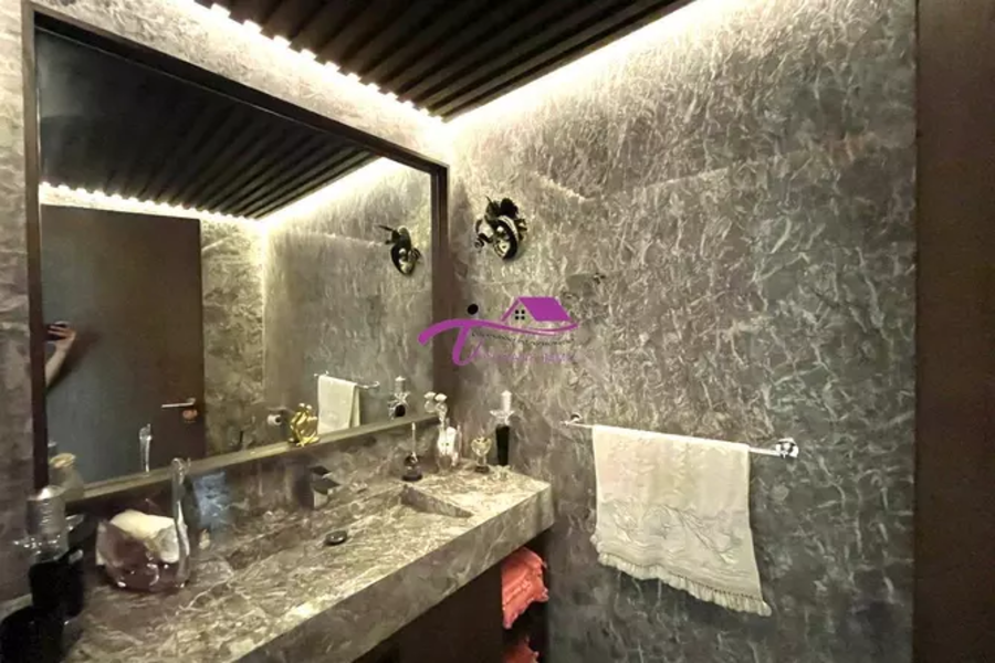 Appartement Luxueux Avec Double Jardin Privatif