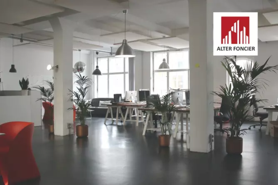 Bureau 1320 m², Marina, rendement 10%