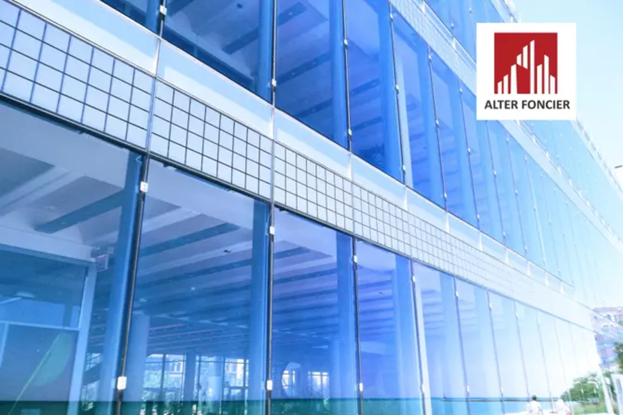 Bureau 1320 m², Marina, rendement 10%