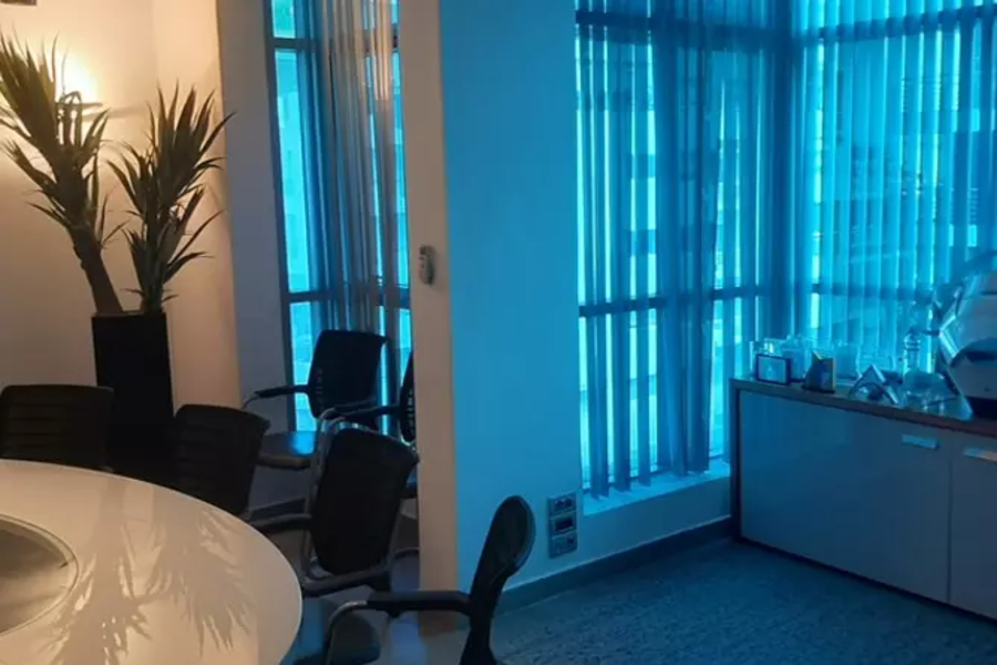 Plateau de bureau moderne aménagé en duplex de 240 m de surface exploitable a la vente en plein bld anfa