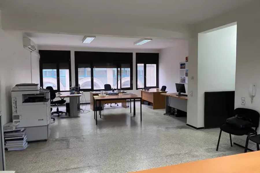 Bureau 130 m² Zerktouni / Roudani